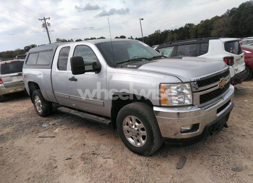 2012 Chevrolet Silverado 2500HD LT (VIN 1GC2KXCG1CZ337684) main photo