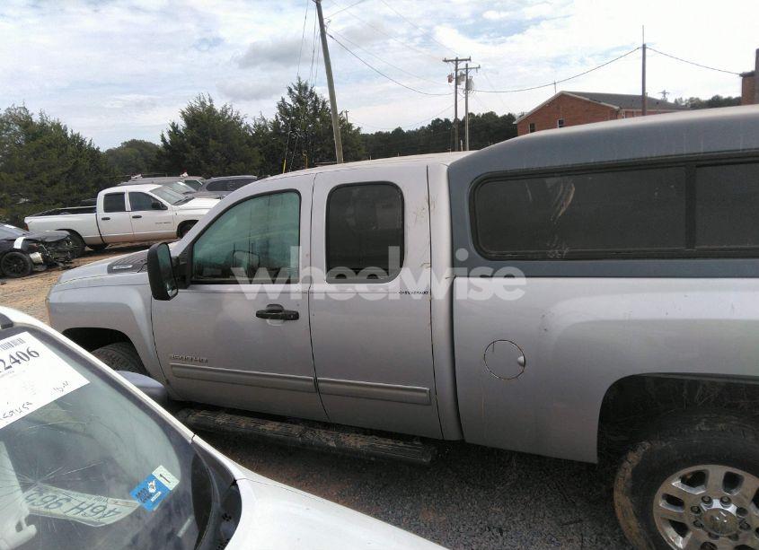 Photo 14 of 2012 Chevrolet Silverado 2500HD LT (VIN 1GC2KXCG1CZ337684)