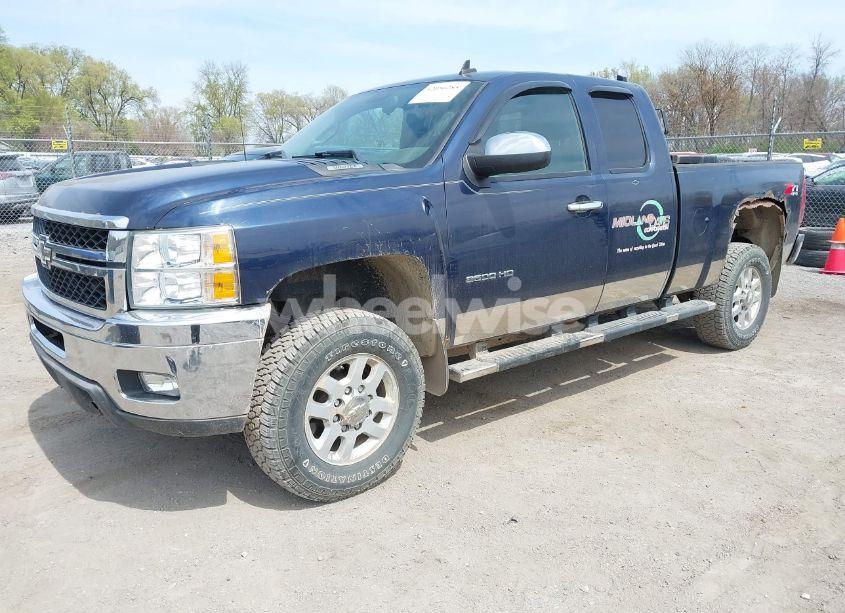 Photo 2 of 2011 Chevrolet Silverado 2500HD LT (VIN 1GC2KXCG2BZ221313)