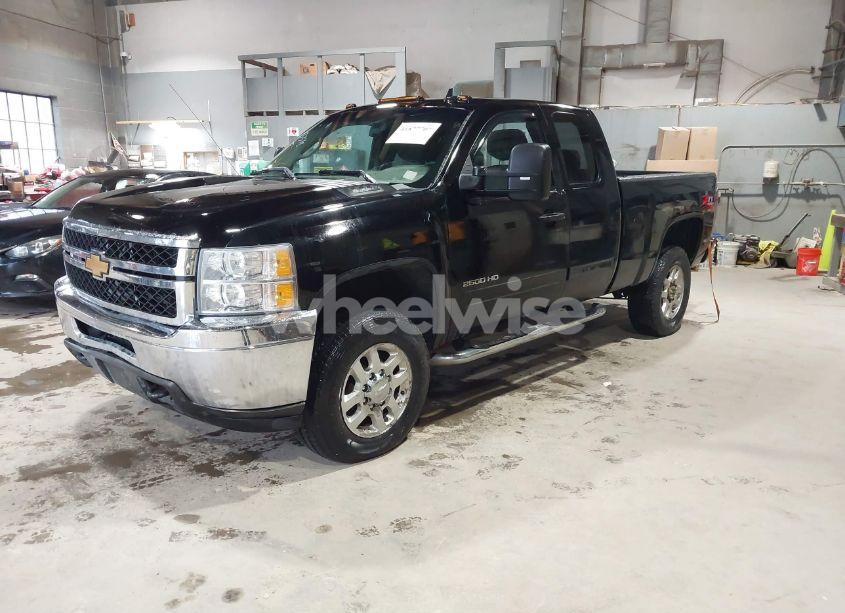 Photo 2 of 2012 Chevrolet Silverado 2500HD LT (VIN 1GC2KXCG2CZ303026)