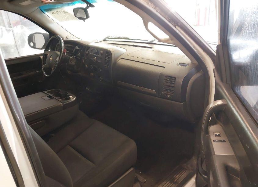 Photo 5 of 2011 Chevrolet Silverado 2500HD LT (VIN 1GC2KXCG3BZ227346)