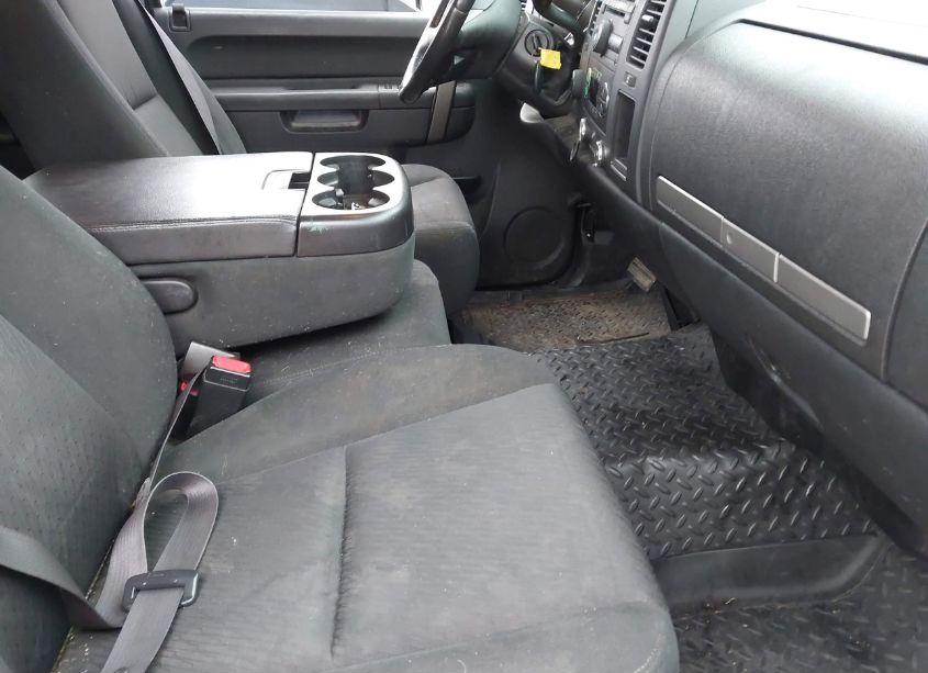 Photo 5 of 2011 Chevrolet Silverado 2500HD LT (VIN 1GC2KXCG5BZ405385)