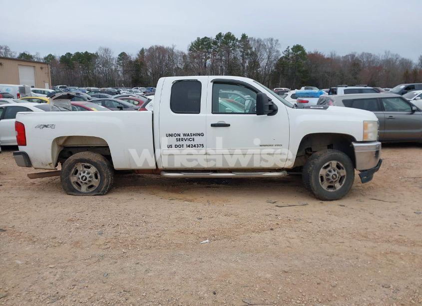 Photo 14 of 2011 Chevrolet Silverado 2500HD LT (VIN 1GC2KXCG6BZ116192)