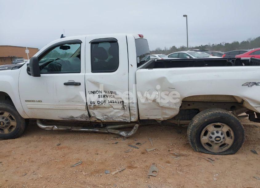 Photo 15 of 2011 Chevrolet Silverado 2500HD LT (VIN 1GC2KXCG6BZ116192)