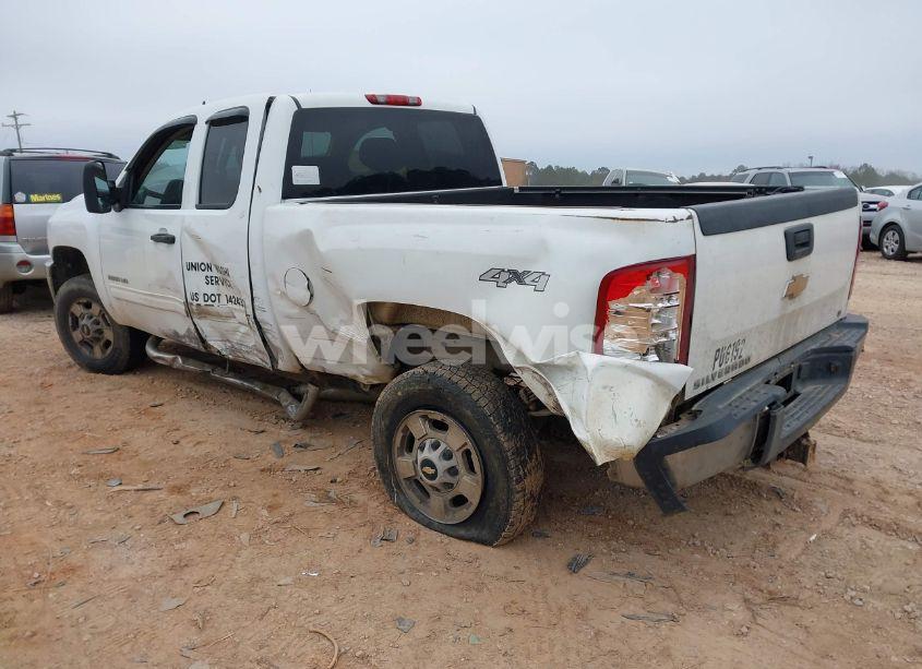 Photo 3 of 2011 Chevrolet Silverado 2500HD LT (VIN 1GC2KXCG6BZ116192)