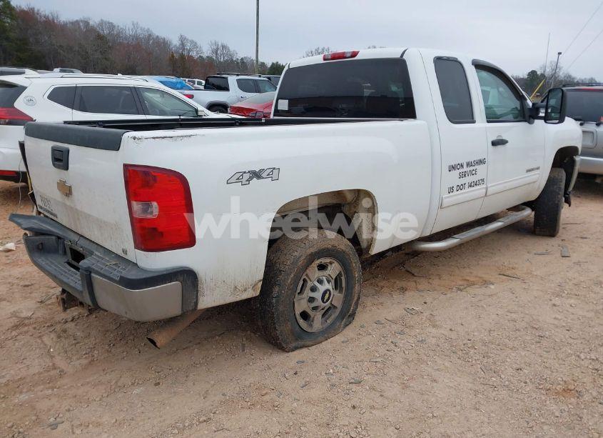 Photo 4 of 2011 Chevrolet Silverado 2500HD LT (VIN 1GC2KXCG6BZ116192)