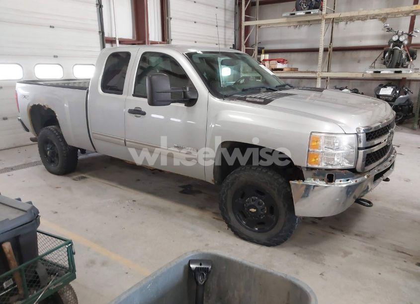 2011 Chevrolet Silverado 2500HD LT (VIN 1GC2KXCG6BZ199302) main photo