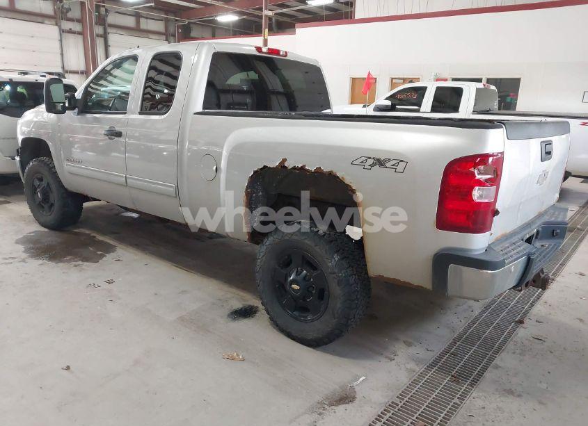 Photo 3 of 2011 Chevrolet Silverado 2500HD LT (VIN 1GC2KXCG6BZ199302)