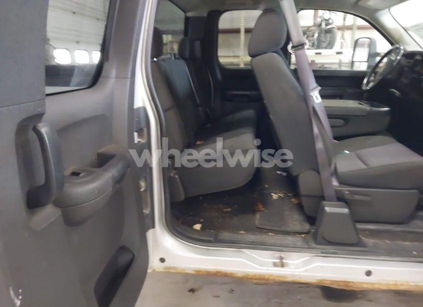 Photo 8 of 2011 Chevrolet Silverado 2500HD LT (VIN 1GC2KXCG6BZ199302)