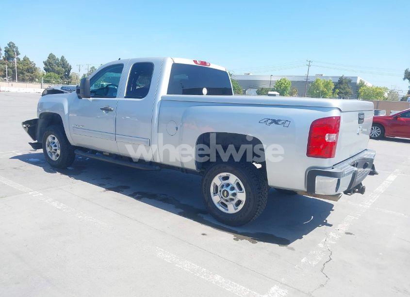 Photo 3 of 2013 Chevrolet Silverado 2500HD LT (VIN 1GC2KXCG7DZ178042)
