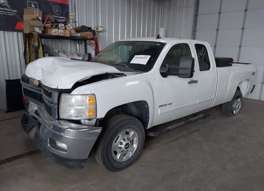 Photo 2 of 2011 Chevrolet Silverado 2500HD LT (VIN 1GC2KXCG9BZ373279)