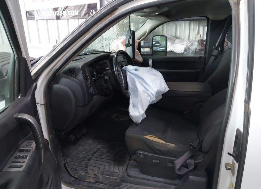 Photo 5 of 2011 Chevrolet Silverado 2500HD LT (VIN 1GC2KXCG9BZ373279)