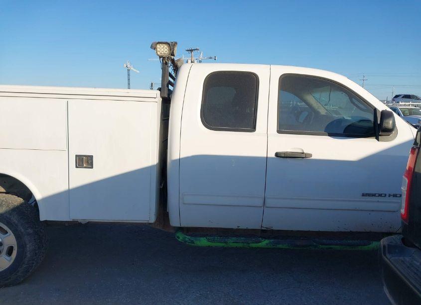 Photo 13 of 2012 Chevrolet Silverado 2500HD LT (VIN 1GC2KXCGXCZ222615)