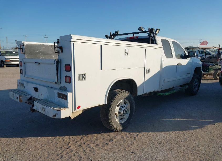 Photo 4 of 2012 Chevrolet Silverado 2500HD LT (VIN 1GC2KXCGXCZ222615)