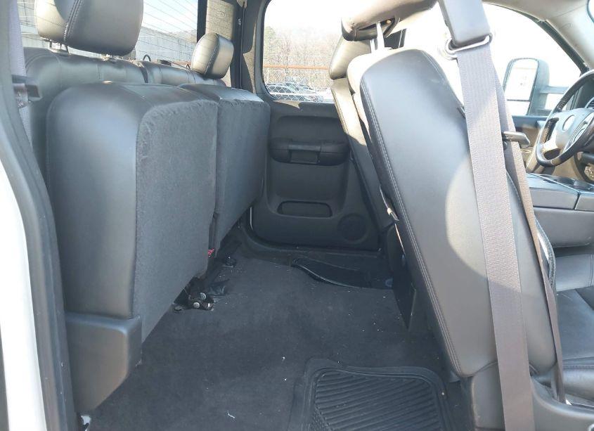 Photo 8 of 2011 Chevrolet Silverado 2500HD LT (VIN 1GC2KXE84BZ240922)