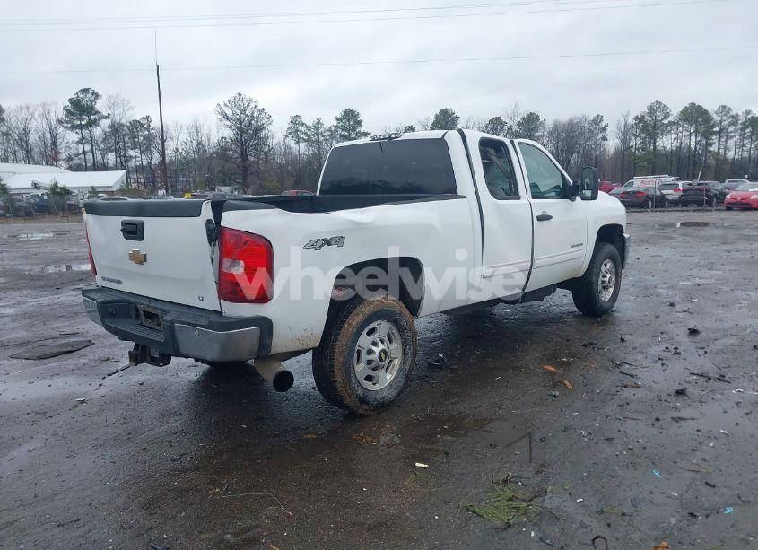 Photo 4 of 2011 Chevrolet Silverado 2500HD LT (VIN 1GC2KXE86BZ168380)