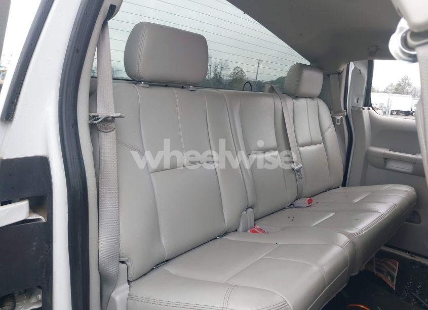 Photo 8 of 2011 Chevrolet Silverado 2500HD LT (VIN 1GC2KXE86BZ168380)