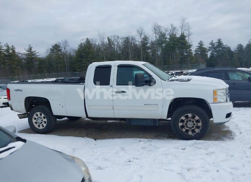Photo 13 of 2012 Chevrolet Silverado 2500HD LT (VIN 1GC2KXE87CZ123434)