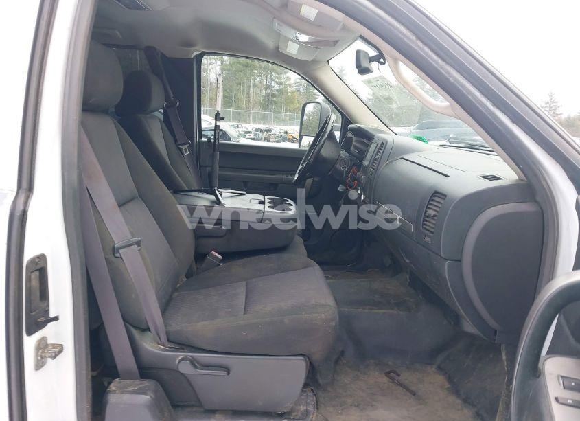 Photo 5 of 2012 Chevrolet Silverado 2500HD LT (VIN 1GC2KXE87CZ123434)