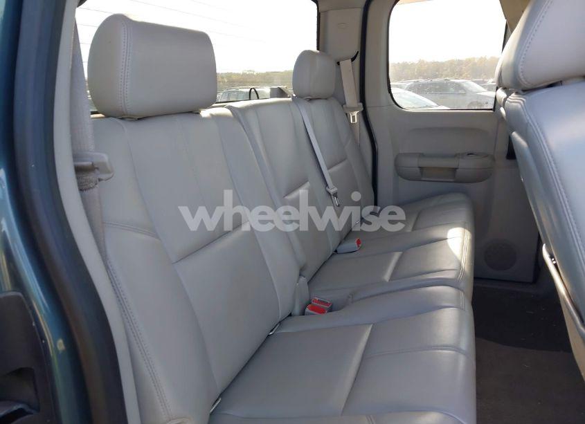 Photo 8 of 2013 Chevrolet Silverado 2500HD LTZ (VIN 1GC2KYC87DZ385335)