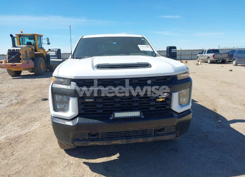 Photo 12 of 2020 Chevrolet Silverado 2500HD 4WD DOUBLE CAB STANDARD BED WT (VIN 1GC2YLE71LF266041)