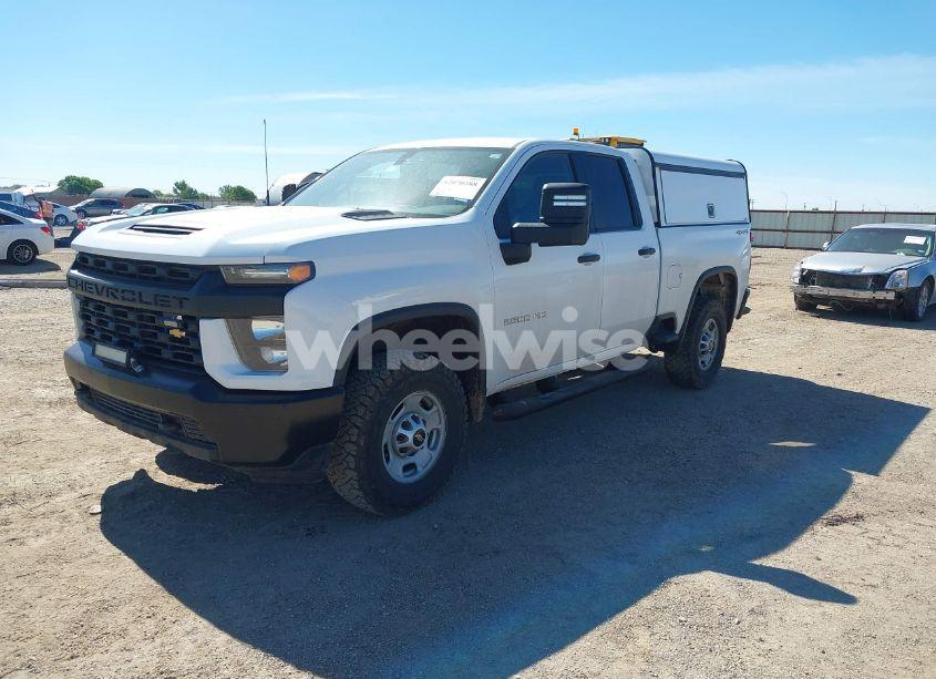 Photo 2 of 2020 Chevrolet Silverado 2500HD 4WD DOUBLE CAB STANDARD BED WT (VIN 1GC2YLE71LF266041)