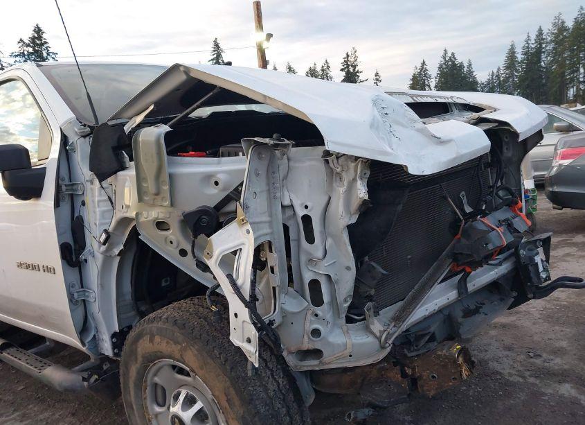 Photo 6 of 2020 Chevrolet Silverado 2500HD 4WD DOUBLE CAB STANDARD BED WT (VIN 1GC2YLE72LF301525)