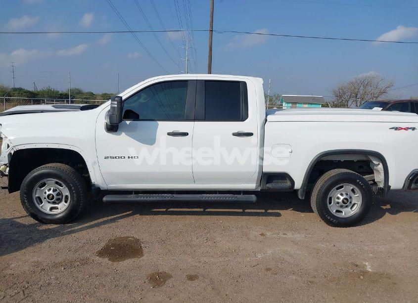 Photo 14 of 2021 Chevrolet Silverado 2500HD 4WD DOUBLE CAB STANDARD BED WT (VIN 1GC2YLE73MF250957)