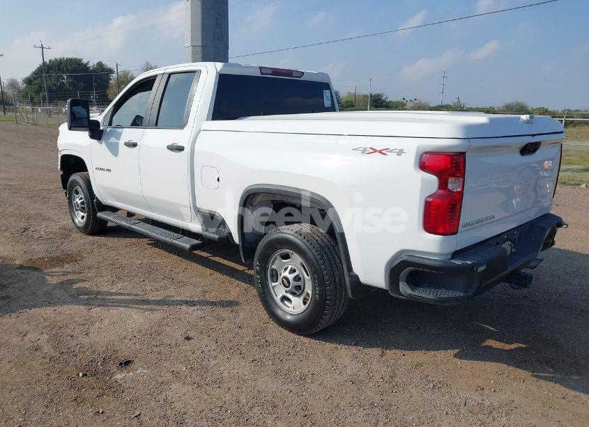 Photo 3 of 2021 Chevrolet Silverado 2500HD 4WD DOUBLE CAB STANDARD BED WT (VIN 1GC2YLE73MF250957)