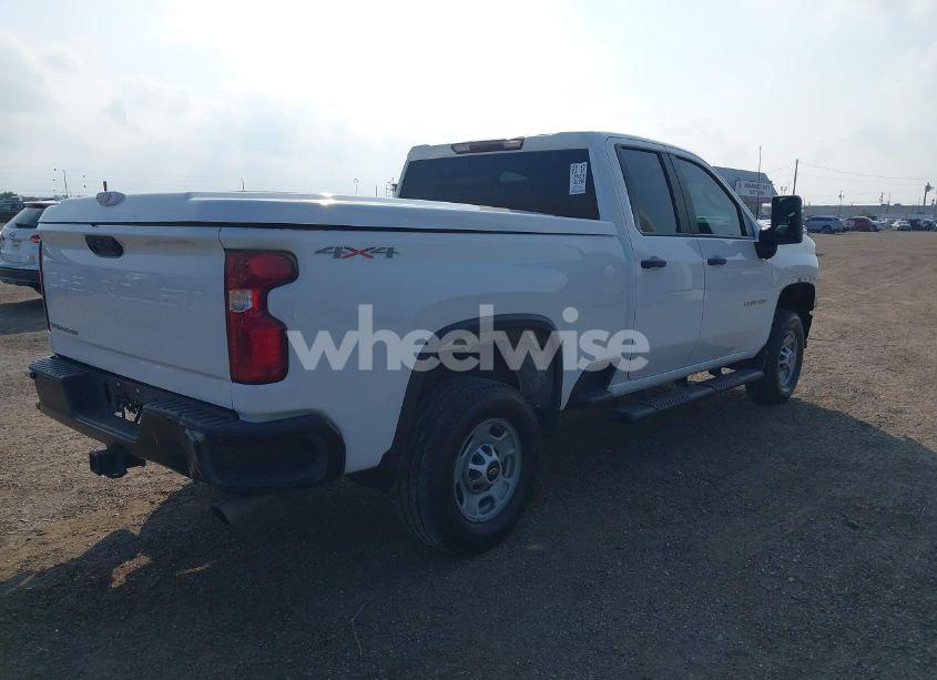 Photo 4 of 2021 Chevrolet Silverado 2500HD 4WD DOUBLE CAB STANDARD BED WT (VIN 1GC2YLE73MF250957)