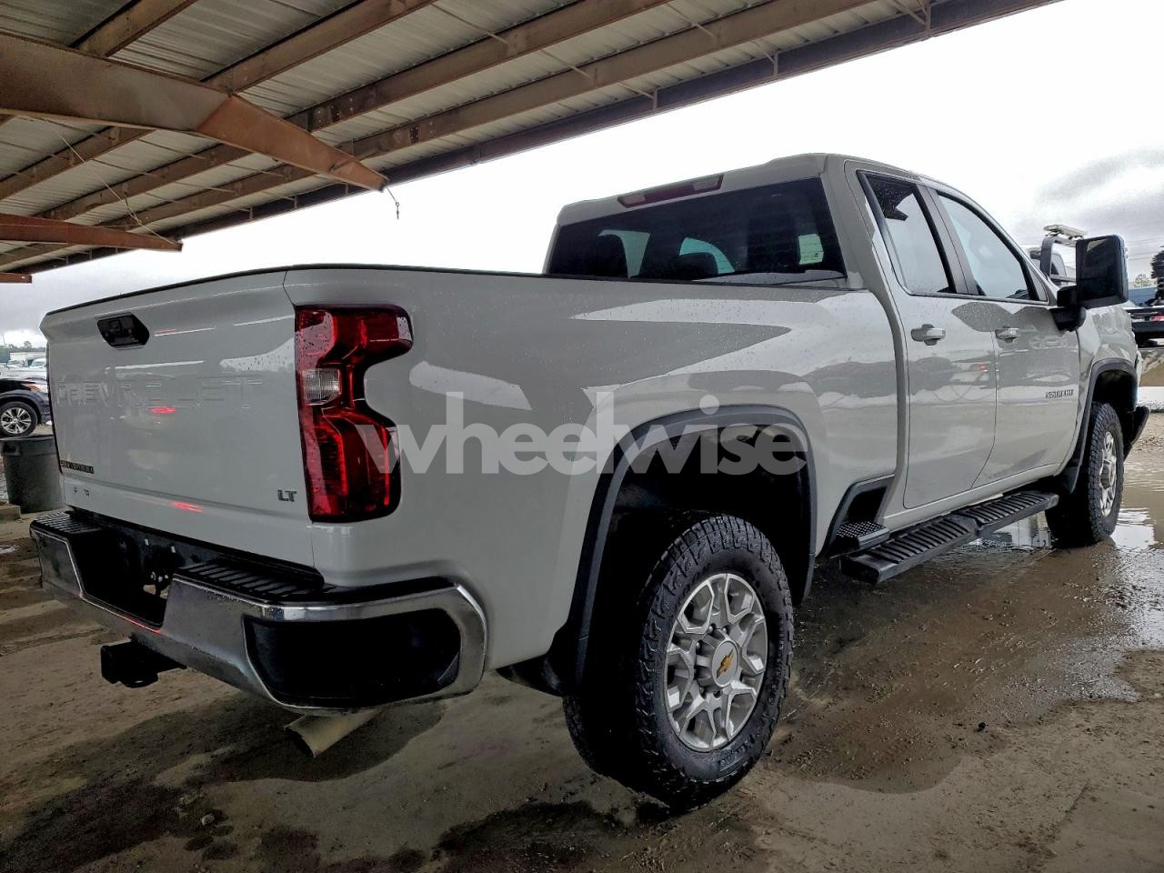 Photo 3 of 2022 CHEVROLET SILVERADO K2500 HEAVY DUTY LT (VIN 1GC2YNE71NF148523)