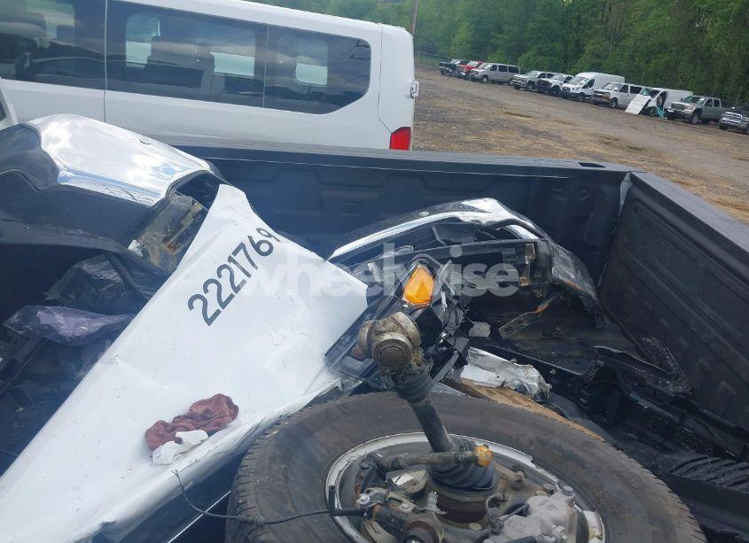 Photo 12 of 2022 Chevrolet Silverado 2500HD 4WD DOUBLE CAB STANDARD BED LTZ (VIN 1GC2YPEY1NF312891)