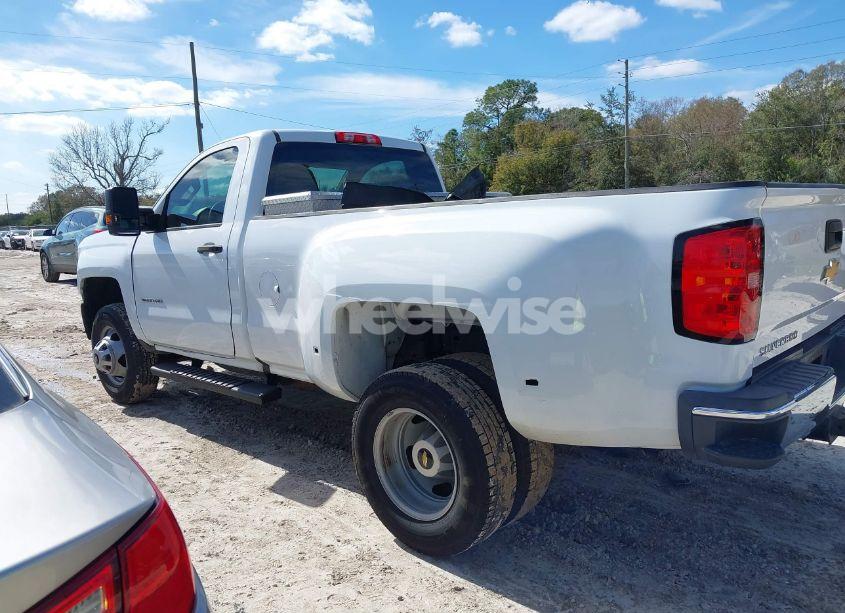 Photo 16 of 2017 Chevrolet Silverado 3500HD WT (VIN 1GC3CYCG1HZ232402)