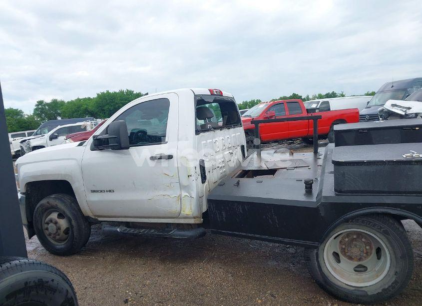 Photo 14 of 2015 Chevrolet Silverado 3500HD WT (VIN 1GC3KYEG2FF117256)