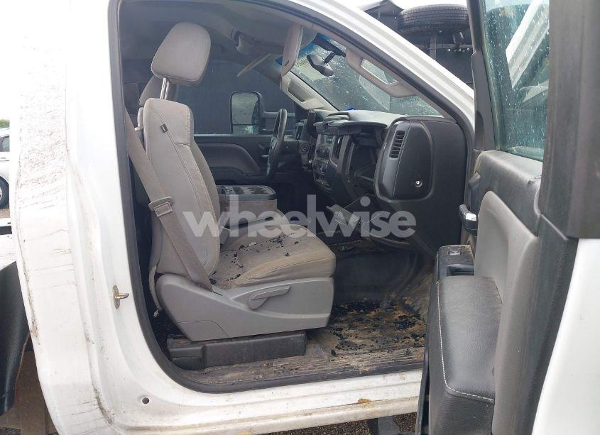 Photo 5 of 2015 Chevrolet Silverado 3500HD WT (VIN 1GC3KYEG2FF117256)