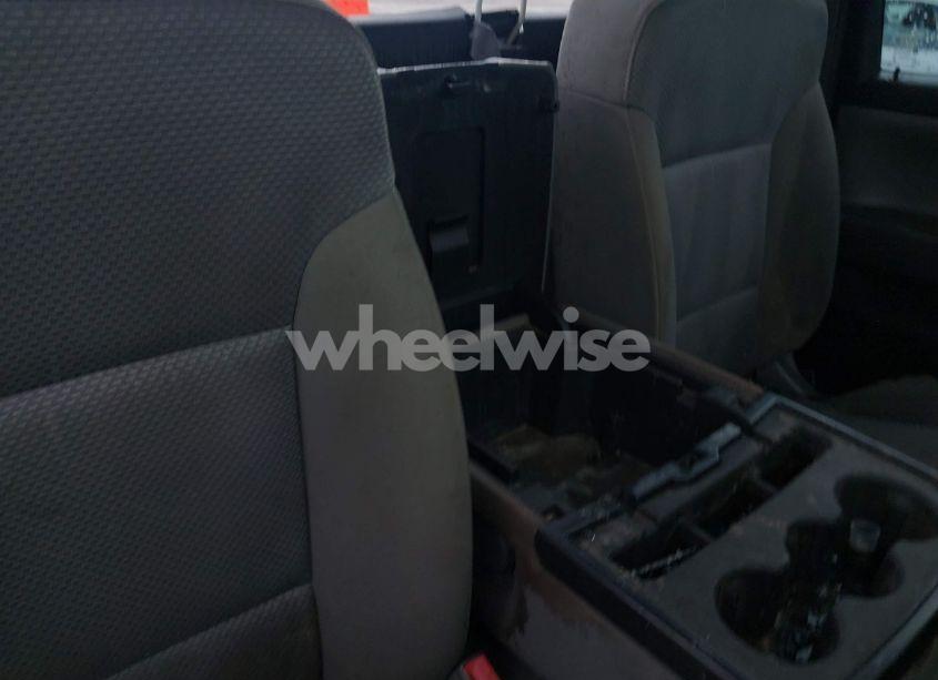 Photo 8 of 2015 Chevrolet Silverado 3500HD WT (VIN 1GC3KYEG2FF117256)