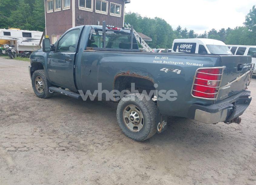 Photo 3 of 2014 Chevrolet Silverado 3500HD WORK TRUCK (VIN 1GC3KZC8XEF159142)