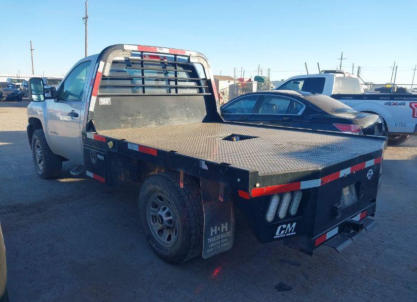 Photo 3 of 2014 Chevrolet Silverado 3500HD WORK TRUCK (VIN 1GC3KZCG0EF173817)