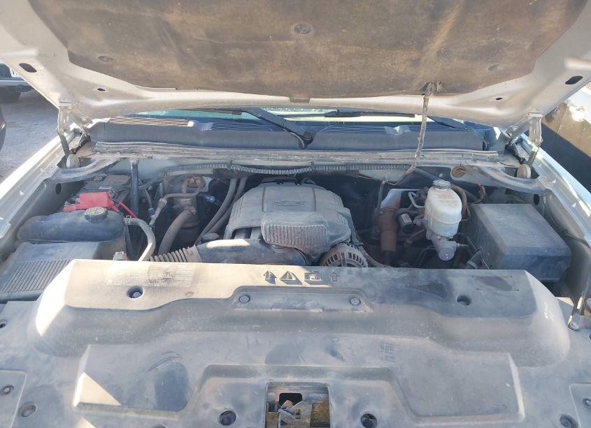 Photo 9 of 2014 Chevrolet Silverado 3500HD WORK TRUCK (VIN 1GC3KZCG0EF173817)