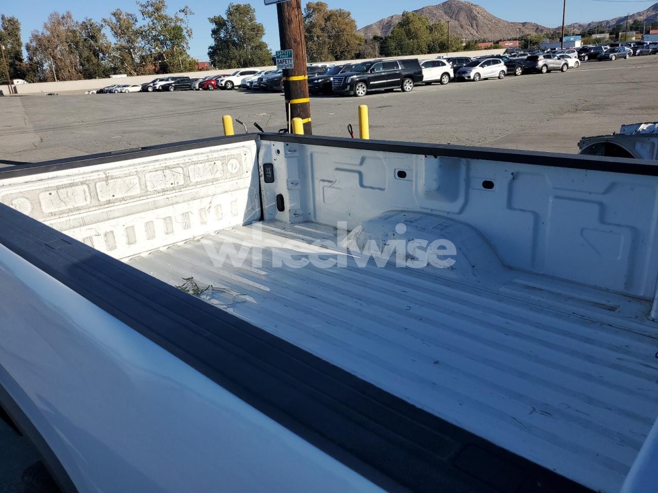 Photo 10 of 2021 CHEVROLET SILVERADO K3500 (VIN 1GC3YSE73MF277509)