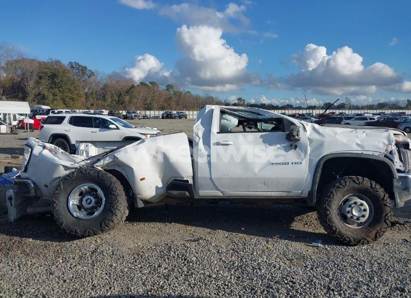 Photo 12 of 2022 Chevrolet Silverado 3500HD 4WD LONG BED LT (VIN 1GC3YTEY6NF108388)