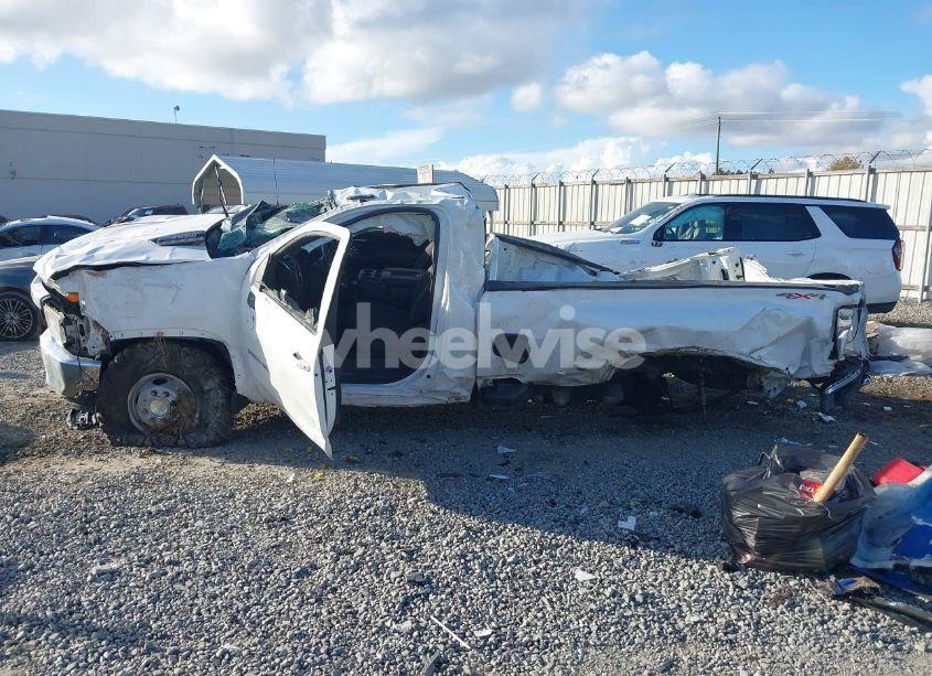 Photo 13 of 2022 Chevrolet Silverado 3500HD 4WD LONG BED LT (VIN 1GC3YTEY6NF108388)