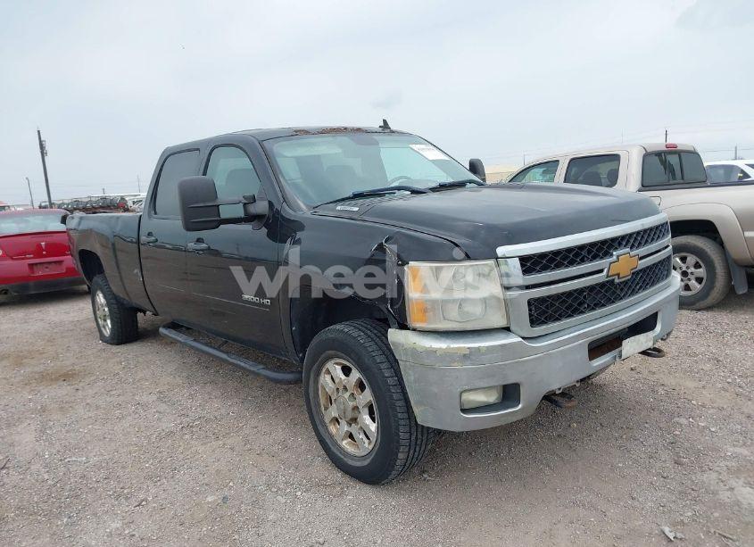 2014 Chevrolet Silverado 3500HD LT (VIN 1GC4C0CG6EF123730) main photo