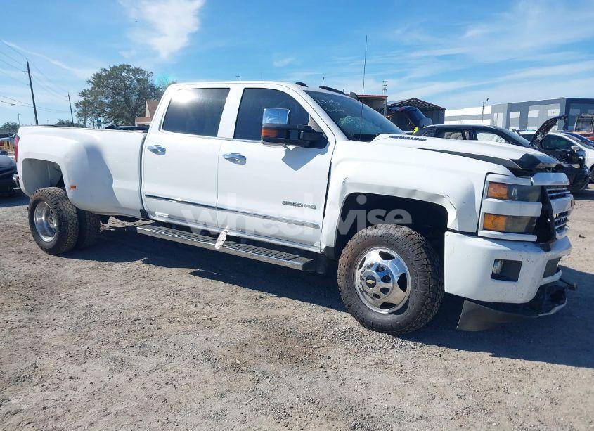 2016 Chevrolet Silverado 3500HD LTZ (VIN 1GC4C0E8XGF181817) main photo