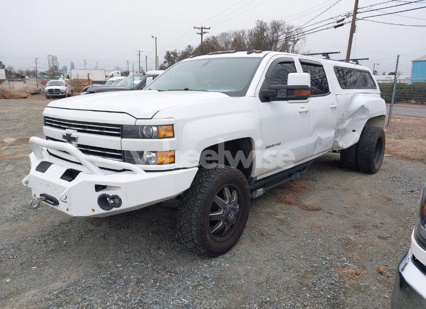 Photo 2 of 2016 Chevrolet Silverado 3500HD WT (VIN 1GC4CYCG5GF297130)