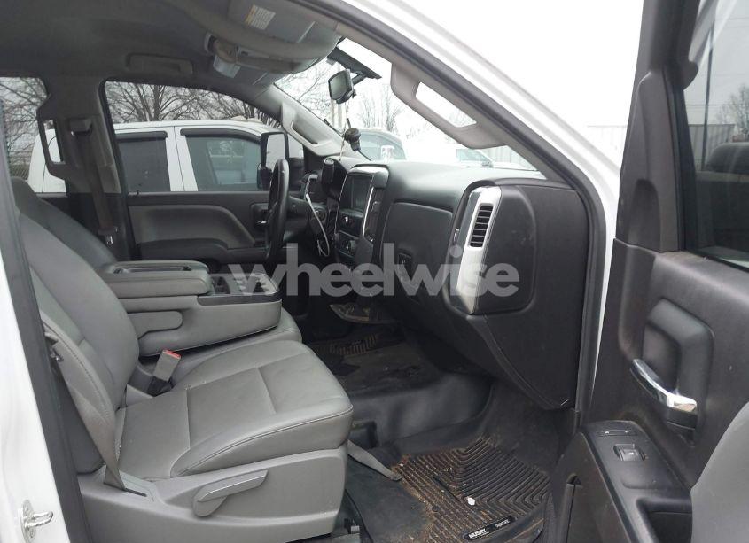 Photo 7 of 2016 Chevrolet Silverado 3500HD WT (VIN 1GC4CYCG5GF297130)