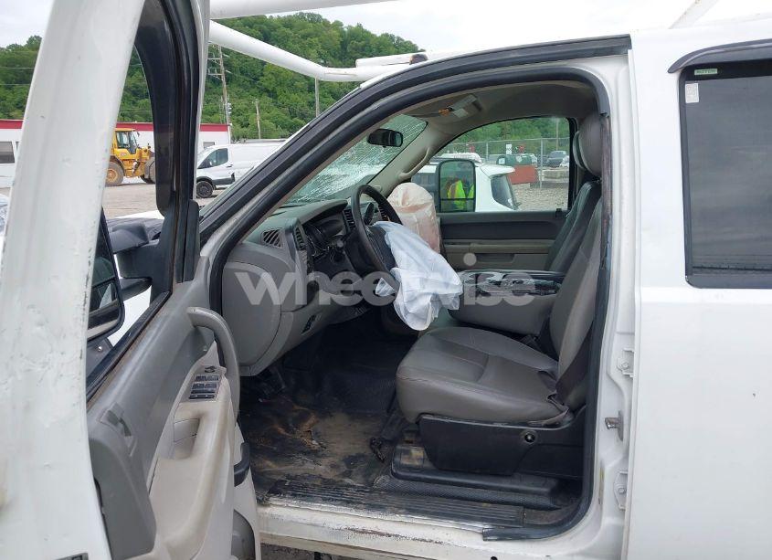 Photo 6 of 2012 Chevrolet Silverado 3500HD WORK TRUCK (VIN 1GC4CZCG3CF132919)