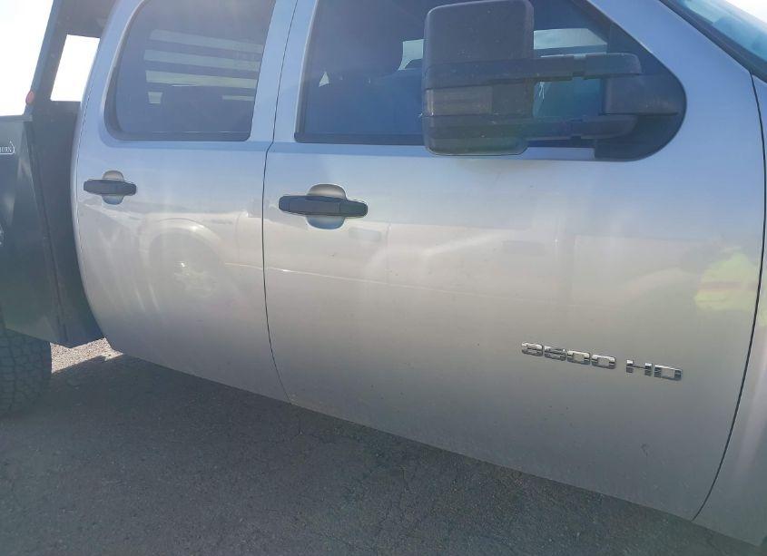 Photo 14 of 2011 Chevrolet Silverado 3500HD LT (VIN 1GC4K0C80BF102055)