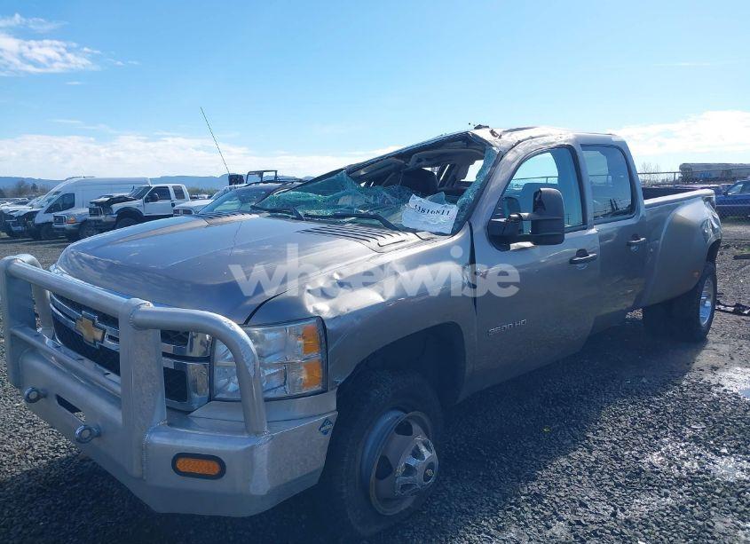 Photo 2 of 2012 Chevrolet Silverado 3500HD LT (VIN 1GC4K0C81CF202201)