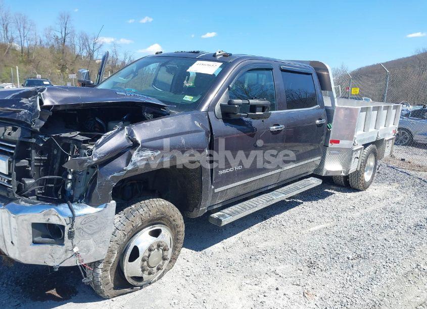Photo 2 of 2016 Chevrolet Silverado 3500HD LTZ (VIN 1GC4K0C81GF119129)